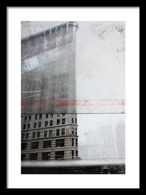 Perect Timimg Flatiron - Framed Print - SEVENART STUDIO